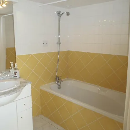 La Gentilhommiere Bed & Breakfast